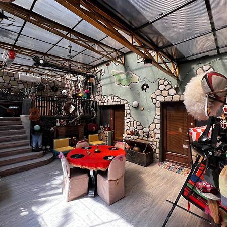 Qilimcha'S Guesthouse-Art Museum 泰拉维 外观 照片